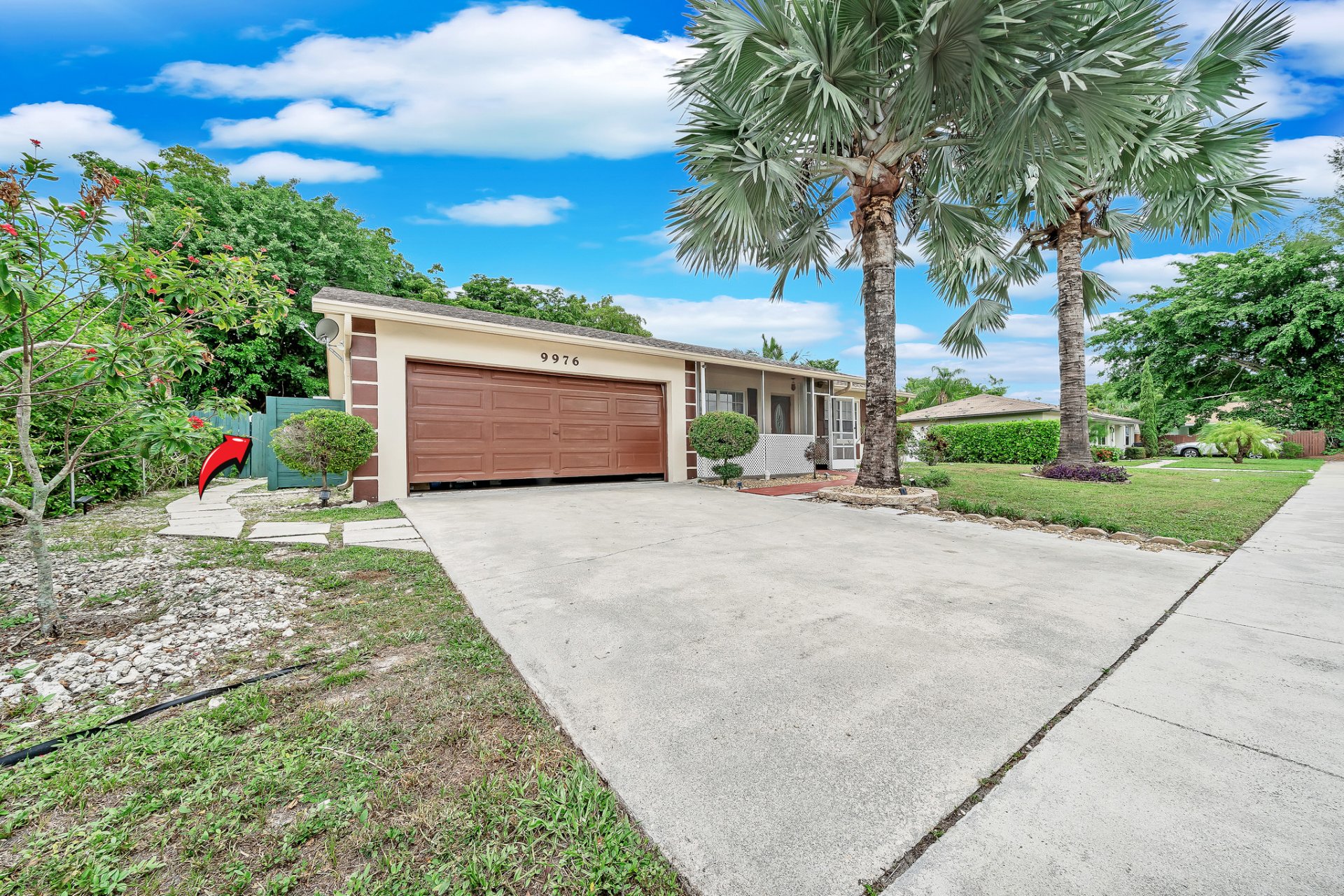 Barbershop & Home For Sale - Image 2
