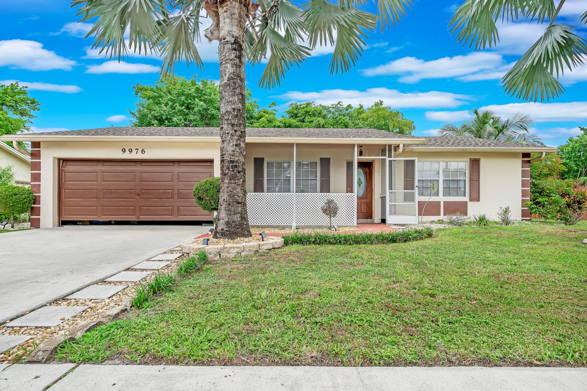 Barbershop & Home For Sale - Featured Image